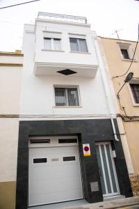 Reihenhaus in Alcanar mit Garage - 4hvězdičkové hotely ve městě Alcanar