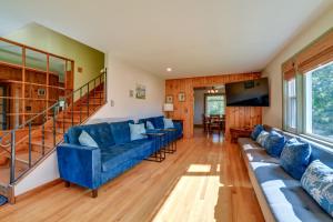 Rustic Bainbridge Retreat w Spacious Yard!
