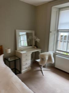 Stylish City Centre Apartment