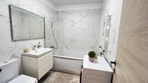 Havana Studio-Alezzi Nord 10 (piscina&loc parcare)