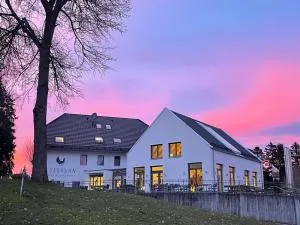 Hotel Restaurant Auerhahn - 豪富基森安德恩茨