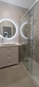 Newly renovated modern apartment in Orlando complex, Costa Adeje