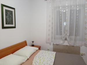 Apartman Adrijana Kastav, free WiFi & parking, 2 bedrooms & sea view