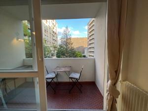 Dream Dwell Paris -Studio with Balcony 800m to Trocadéro and Tour Eiffel - Appartements, Paris