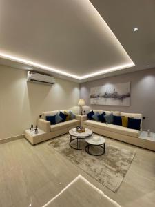 Riyadh luxury الملقا 2