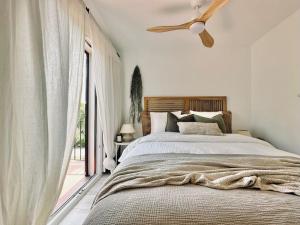 The Golden Oak in Calella Centre - 100m from beach - 4hvězdičkové hotely ve městě Palafrugell