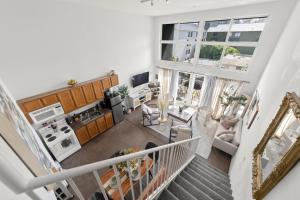 The Italian Retreat, Little Italy