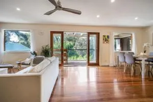 The Panoramic Tree View Home in Melbourne City - Bulleen