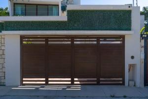 Jacuzzi, Premium Villa Hype - Private Pool & Near the Beach