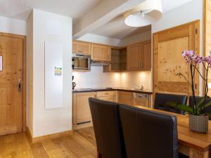 Appartements Apartment in Savoyard mountain Village : photos des chambres