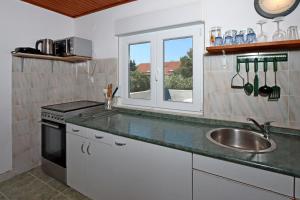 Apartments with parking space Mandre, Pag - 11600