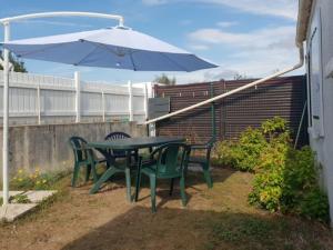 Maisons de vacances Maison agreable a 300m de la plage avec cour et TV, 3 chambres, pour 6 personnes, La Tranche-sur-Mer - FR-1-476-200 : photos des chambres