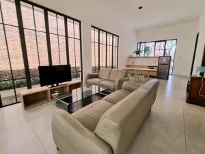 Modern Brickhouse