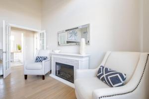 4221 Urban oasis in Hillcrest Mission Hills