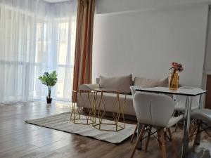 Mountain View by Green Future515