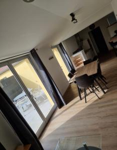 Appartements Maison 700m du centre-ville : photos des chambres