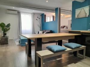 Appartements Loft 52 m², acces direct - port/criques/commerces. : photos des chambres