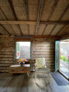 Oemah Gebagan 78 Akasha Room B&B