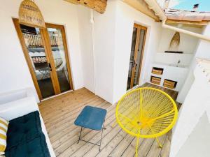 Appartements Maison charmante avec terrasse, 2 chambres : photos des chambres