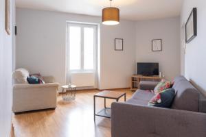 Appartements grand studio ✰ 35m² ✰ centre ✰ 4pers/2lits ✰ cuisine ✰ wifi : photos des chambres