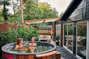 ZEN-Bungalow no 5 met sauna en hottub