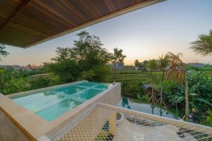 Casa Infinito - Resort Style 8 Bedroom Villa in Canggu