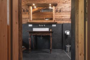 Alte Schule auf der Alm