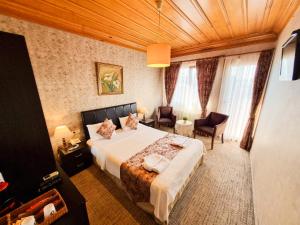 Double Room with Balcony room in Eskibağ Butik Hotel