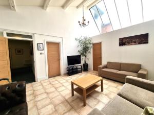 Heritage House Apartments