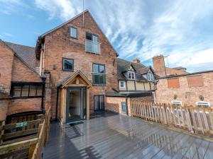 5A One Bedroom Modern Town Centre Apartment - Pass the Keys