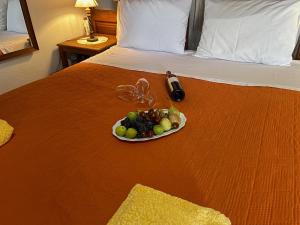 Accetto, Stone House With Pool