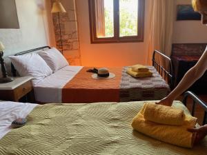 Accetto, Stone House With Pool