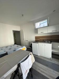 Appartements Studio en plein centre de Brest : photos des chambres