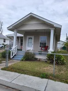 Old Biloxi Rest, Relax and Enjoy the Beach - D'Iberville