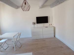 BudgetBnb 134, Toulon grand studio ensoleillé