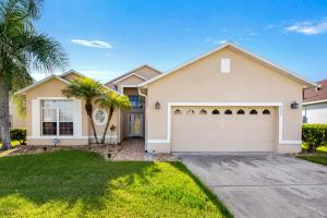 Sunny Private Pool with Nature View to Rear - Quiet Community - Nr Disney