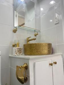 RK Maisson Roiyale Pasig