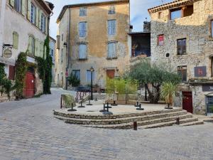 Maisons de vacances Gite Le mas Floranne : photos des chambres