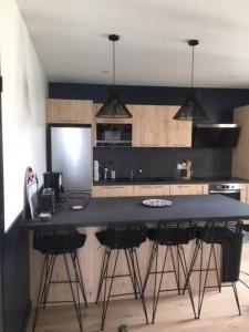 Appartements Appartement 3p 70m2, vue mer, plage et port de Lomener : photos des chambres