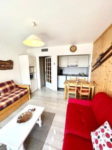 Pied de Piste à 20 M du telesiege "Le Diable", Menage Inclus, Possible de louer 2 Apparts, Vue Panoramique