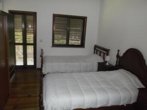 Triple Room with Balcony room in Albergue Constantino AL