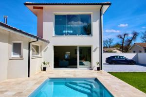 Villas Modern 4bed/3bath house + pool : photos des chambres