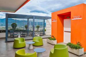 Charming Retreat Heredia: Your Home Away from Home