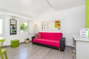 Apartamento com escada e pátio, em frente praia - 卡希亚什