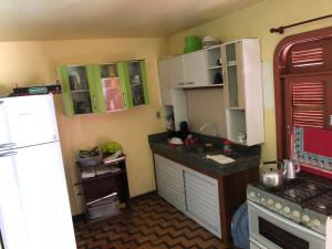 Bela casa, com internet, piscina e churrasqueira para descansar e desfrutar, dias de paz