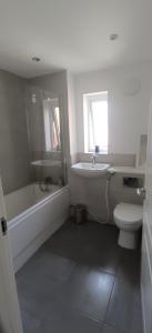 Free Car Park and walk to COOP, Etihad, Piccadilly, Free Snacks