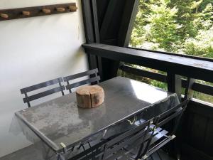 Studio cabine lumineux avec balcon à Villard-de-Lans - FR-1-515-185