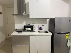 Cozy 1BR Condo in Azure Urban Resort Residences