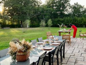 Maisons de vacances Corps de fermes pour 22 personnes, 7ha de foret, bar et piscine privee : photos des chambres