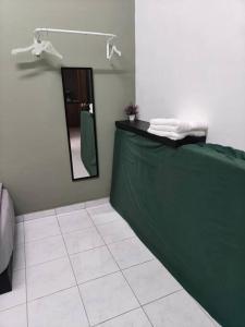 Junes Homestay@ Puteri Wangsa near Aeon & IKEA
